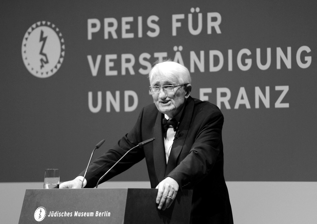 German philosopher Professor Juergen Habermas makes a speech during the awards ceremony for the "Understanding and Tolerance" prize at the Jewish museum in Berlin, November 13, 2010. (Reuters)