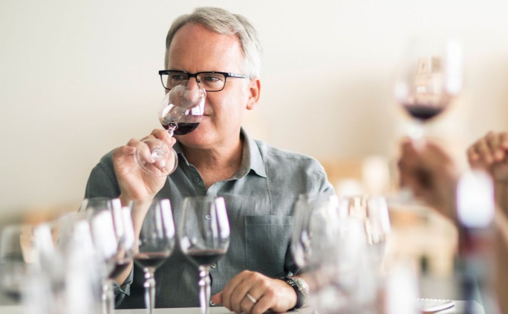 International acclaimed wine critic James Suckling selected over a hundred highscoring wines. International acclaimed wine critic James Suckling selected over a hundred highscoring wines.
