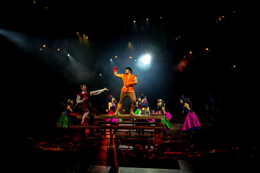 Musical Let's Get Wicked.