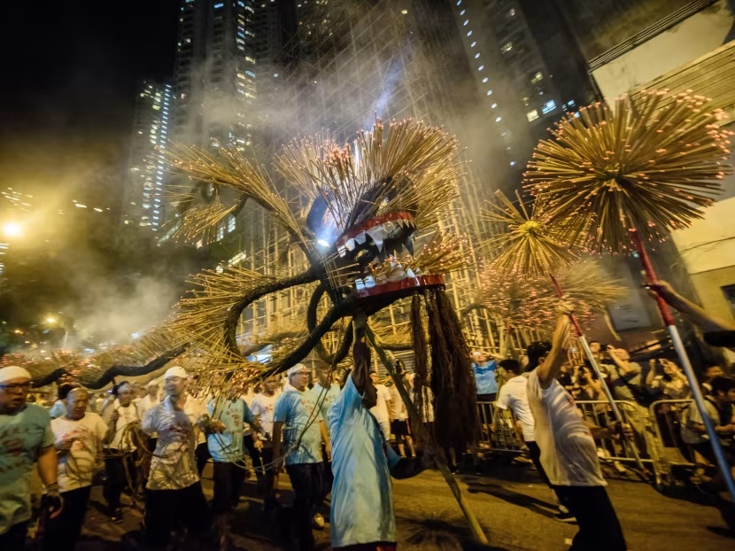 Fire dragon dance is a traditional Mid-Autumn festival event. (File Photo) Fire dragon dance is a traditional Mid-Autumn festival event. (File Photo)