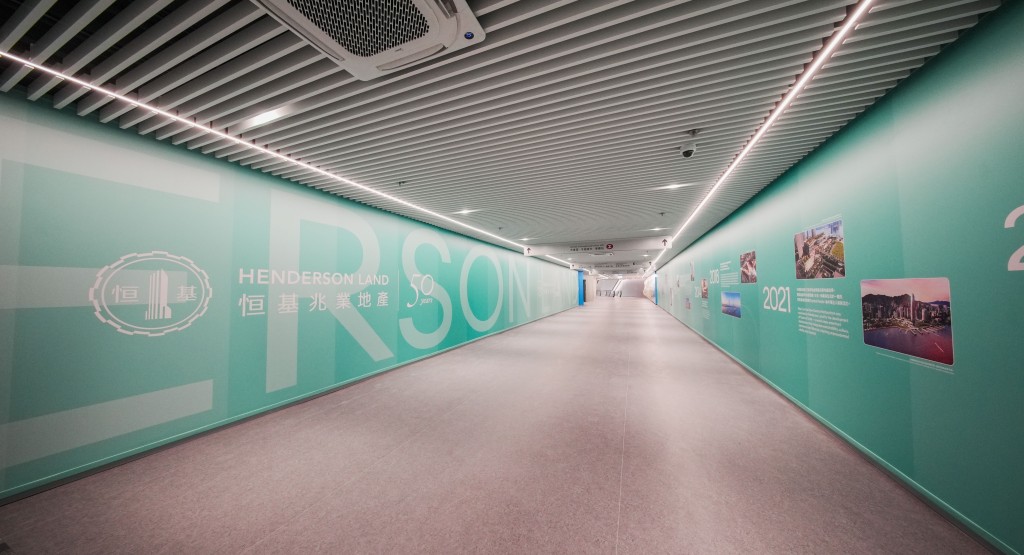 The new temporary pedestrian passageway at Central Yards connecting ifc mall and the Central Pier will open on 19 February.