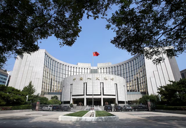 Headquarters of the People's Bank of China (PBOC), the central bank, is pictured in Beijing, China September 28, 2018. REUTERS/Jason Lee