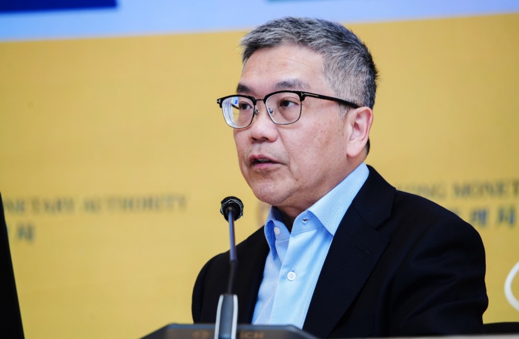 Arthur Yuen. Sing Tao