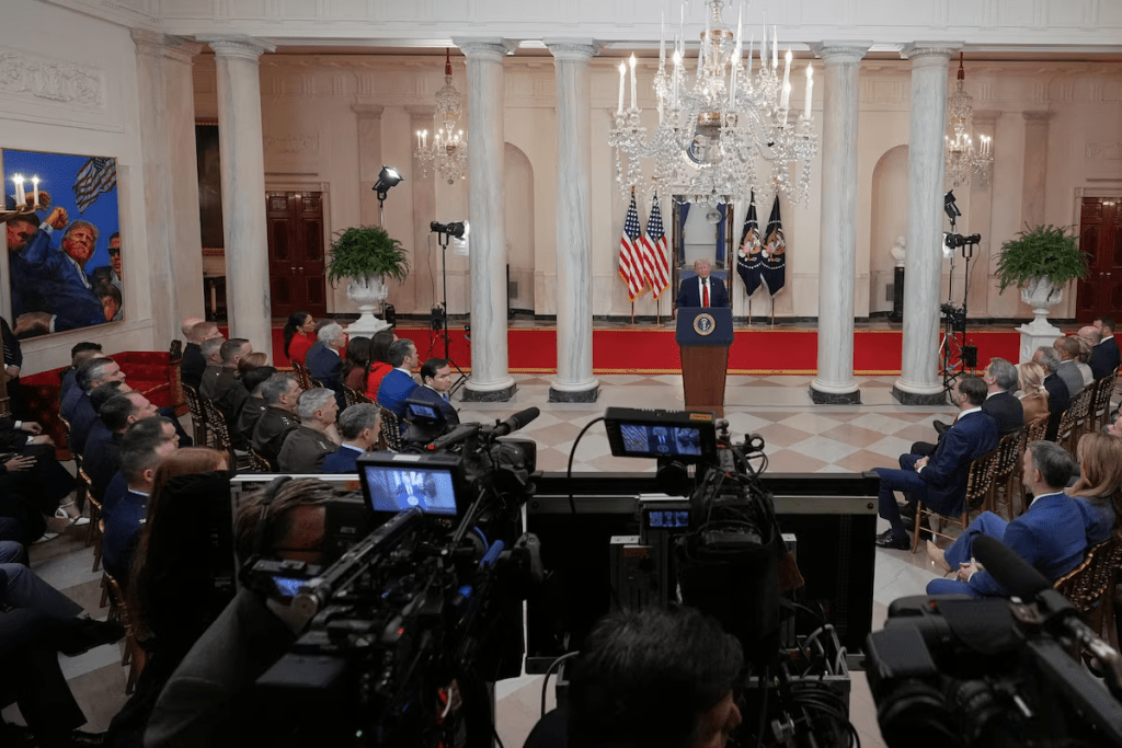 U.S. President Donald Trump delivers an address to the nation about the Iran war at the White House in Washington, D.C., U.S. April 1, 2026. Alex Brandon/Pool via REUTERS