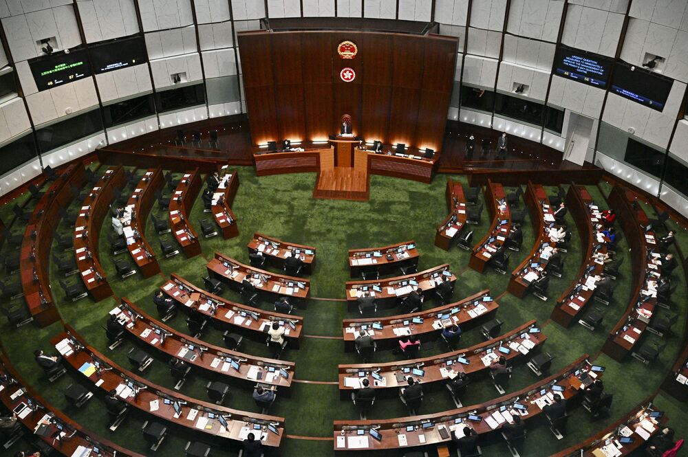 Injection Fund LegCo passes HK$27 billion injection into Anti-epidemic Fund