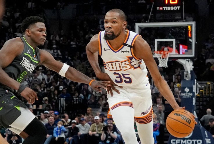 Kevin Durant averaged 26.6 points this season, his 17th in the NBA. (Reuters)