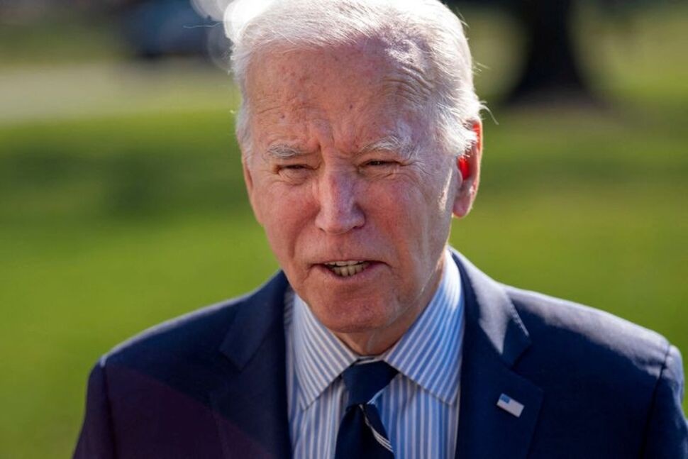 FILE PHOTO: U.S. President Joe Biden speaks to members of the press after a weekend in Delaware, on the South Lawn of the White House in Washington, U.S., February 19, 2024. REUTERS/Bonnie Cash/File Photo