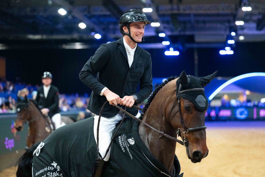 The prestigious 5‑star international showjumping classes headline the three‑day programme together with the Hong Kong Jockey Club Asia Pacific Youth Challenge, Shetland Pony Grand National and Airport Authority Hong Kong Presents: Hong Kong Dog Agility competition. The prestigious 5‑star international showjumping classes headline the three‑day programme together with the Hong Kong Jockey Club Asia Pacific Youth Challenge, Shetland Pony Grand National and Airport Authority Hong Kong Presents: Hong Kong Dog Agility competition.
