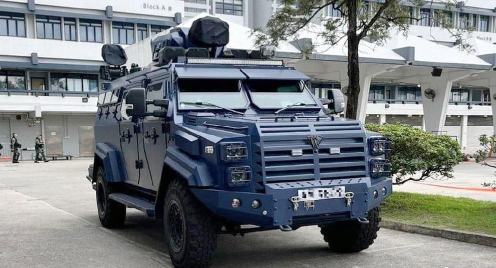 The Chinese-made Sabertooth armored vehicle acquired by the Hong Kong Police Force. (Online photo) The Chinese-made Sabertooth armored vehicle acquired by the Hong Kong Police Force. (Online photo)