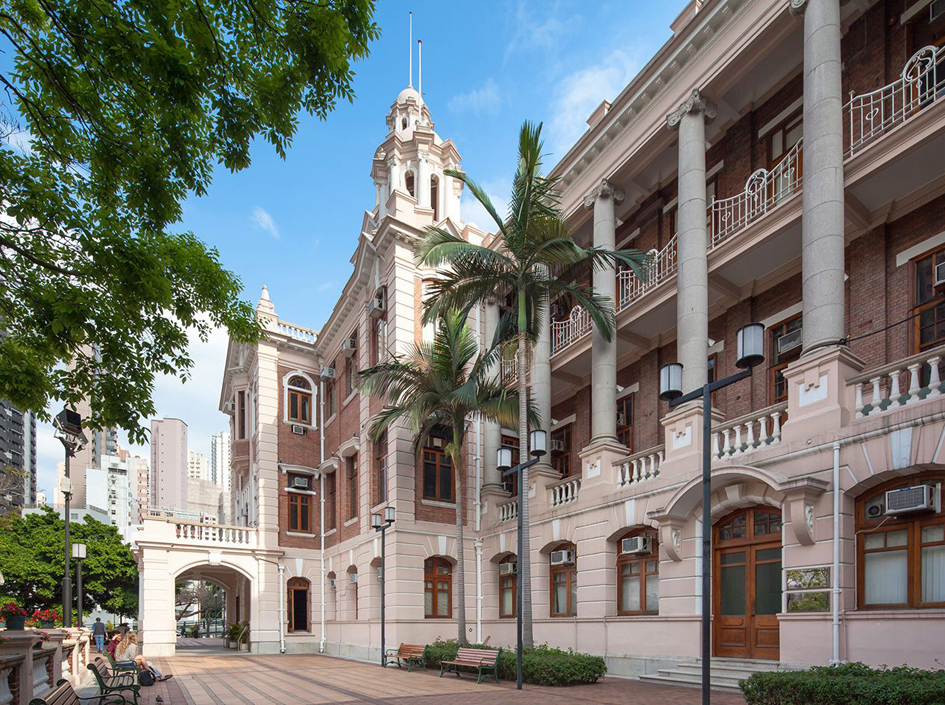 Historic Loke Yew Hall on HKU's Pok Fu Lam campus will provide 2,000 BioNTech jabs daily. SING TAO Historic Loke Yew Hall on HKU's Pok Fu Lam campus will provide 2,000 BioNTech jabs daily. SING TAO