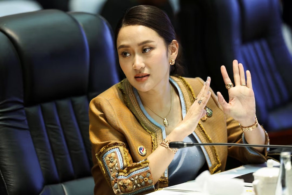 Thailand's Prime Minister Paetongtarn Shinawatra attends the 27th ASEAN-Japan Summit, at the National Convention Centre, in Vientiane, Laos, October 10, 2024. REUTERS/Athit Perawongmetha/File Photo Thailand's Prime Minister Paetongtarn Shinawatra attends the 27th ASEAN-Japan Summit, at the National Convention Centre, in Vientiane, Laos, October 10, 2024. REUTERS/Athit Perawongmetha/File Photo