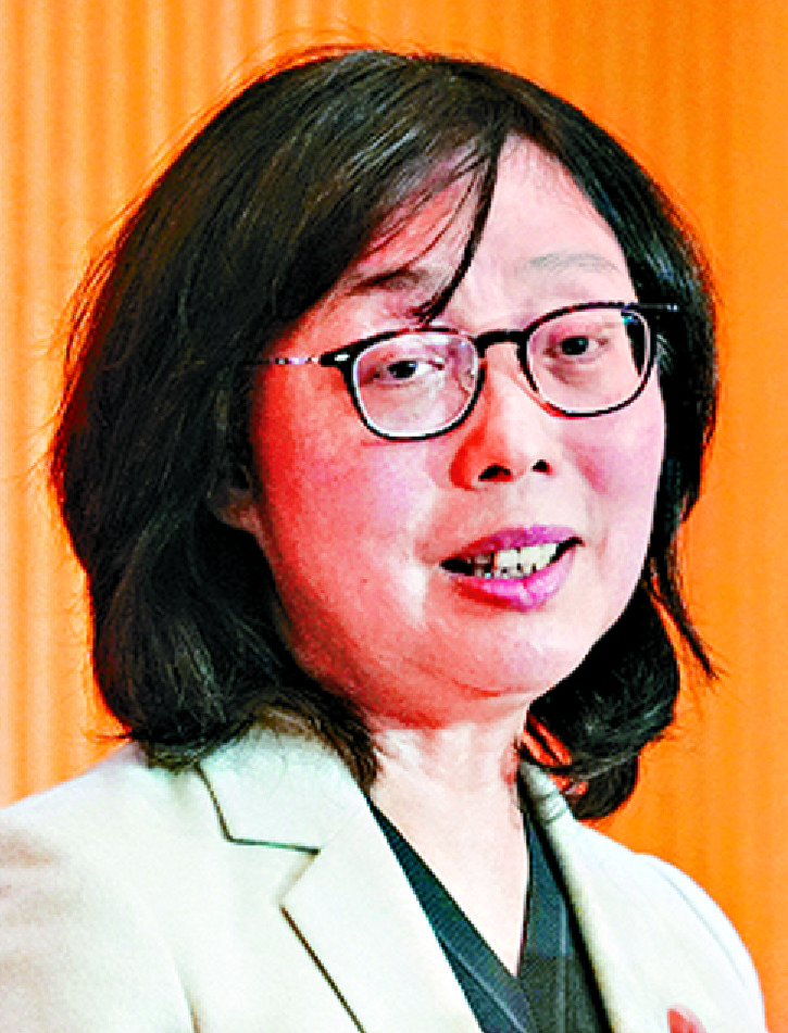 Bernadette Linn Bernadette Linn