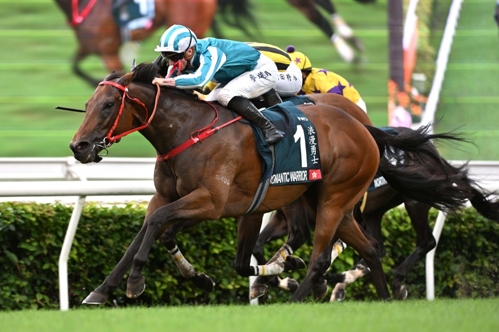 Romantic Warrior will be aiming for a record-extending fourth consecutive win in the FWD QEII Cup. Sing Tao