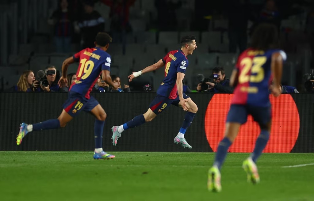 FC Barcelona's Robert Lewandowski celebrates scoring their third goal. (Reuters)