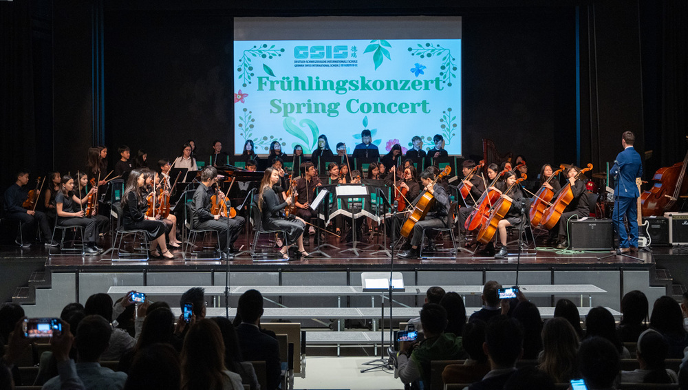 Teachers and students from the two streams collaborated as one team at the recent Secondary Spring Concert.