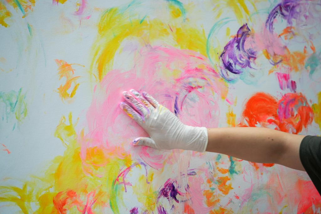 Ayako Rokkaku paints directly with her hands, allowing instinct to guide each movement as forms emerge naturally on the canvas.