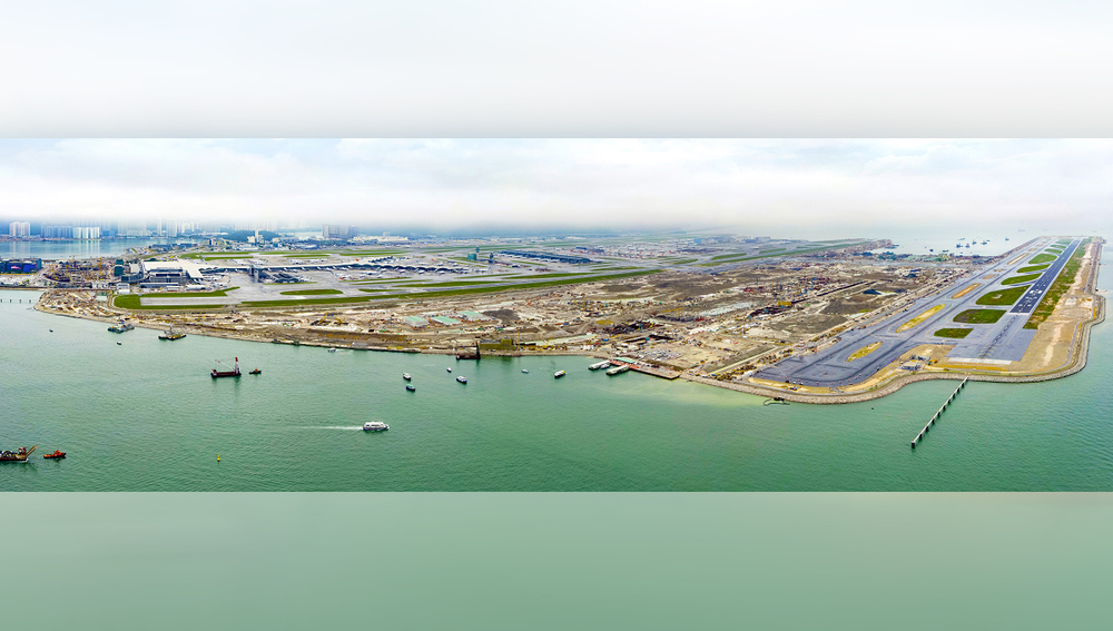 The third runway project. XINHUA The third runway project. XINHUA