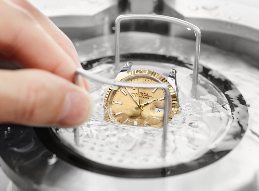 The Superlative pavilion highlights watchmaking sketches, original components, structural details and related displays.