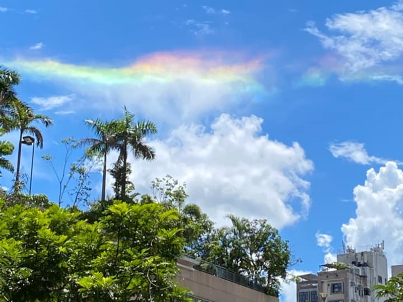 Rainbow-color clouds seen in Hong Kong. by KT Chan.