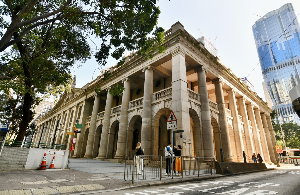 Following the appointment of Sir Terence Arnold, the number of overseas judges in the Court of Final Appeal will increase to six