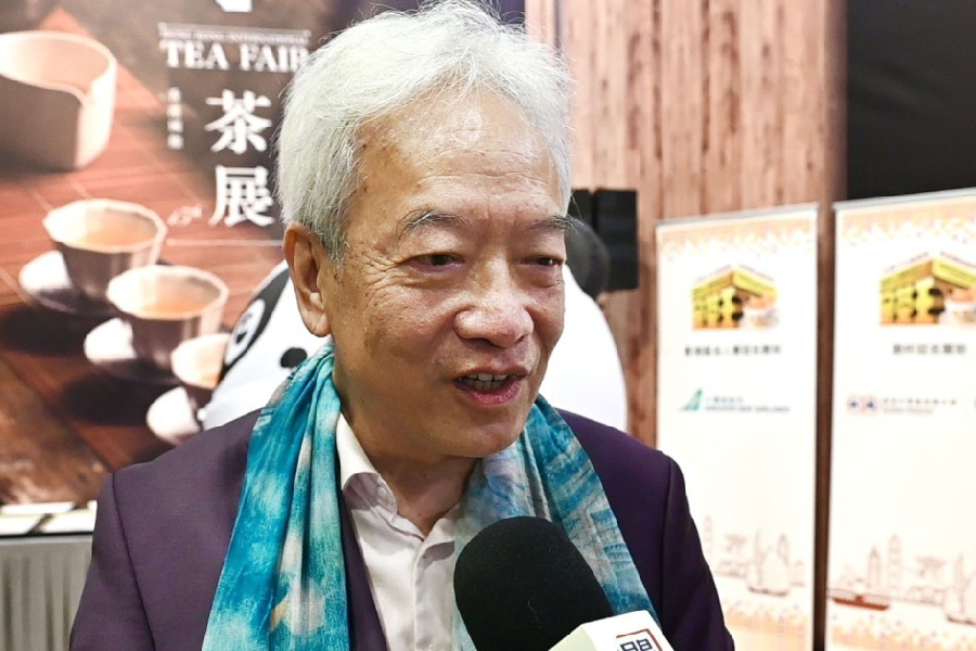 Simon Wong Ka Wo, president of the Hong Kong Federation of Restaurants and Related Trades Simon Wong Ka Wo, president of the Hong Kong Federation of Restaurants and Related Trades