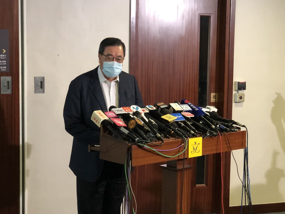Andrew Leung Kwan-yuen urges lawmakers of the pro-democracy camp to make their decision on whether to stay or leave the council as soon as possible. File Photo. Andrew Leung Kwan-yuen urges lawmakers of the pro-democracy camp to make their decision on whether to stay or leave the council as soon as possible. File Photo.