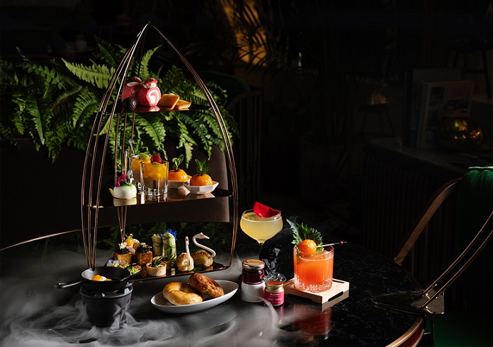 The spring special tea set.