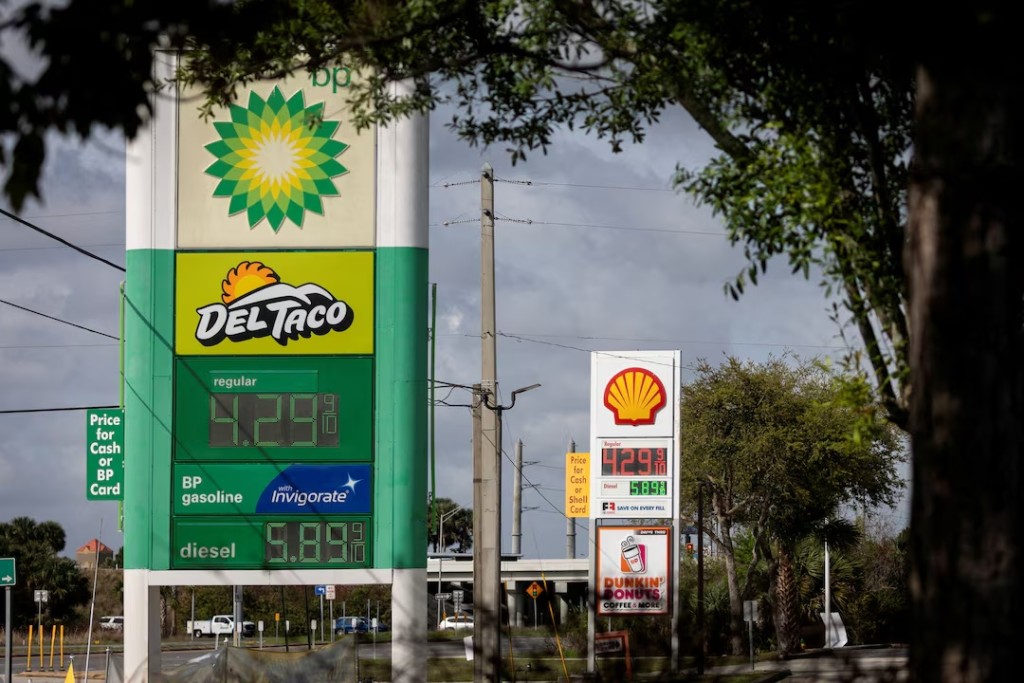 Gas prices are displayed at a gas station as the prices of oil and gas surge, amid the Iran war, in Titusville, Florida, U.S., March 31, 2026. REUTERS/Marco Bello/File Photo
