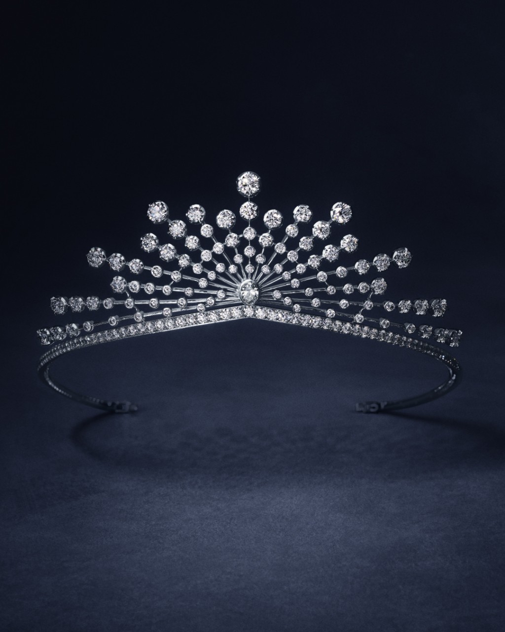 Drawing on its iconic Josephine collection, Chaumet created the Peppercorns tiara, ring, and earrings in white gold and diamonds.