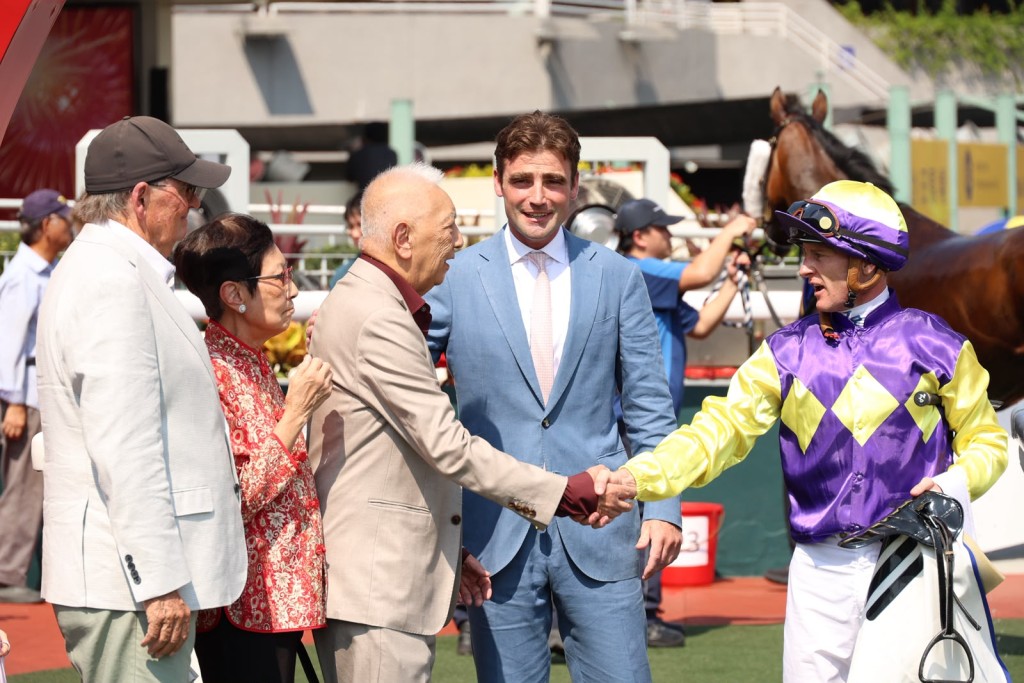 Connections celebrate the G3 Celebration Cup win. Sing Tao Connections celebrate the G3 Celebration Cup win. Sing Tao