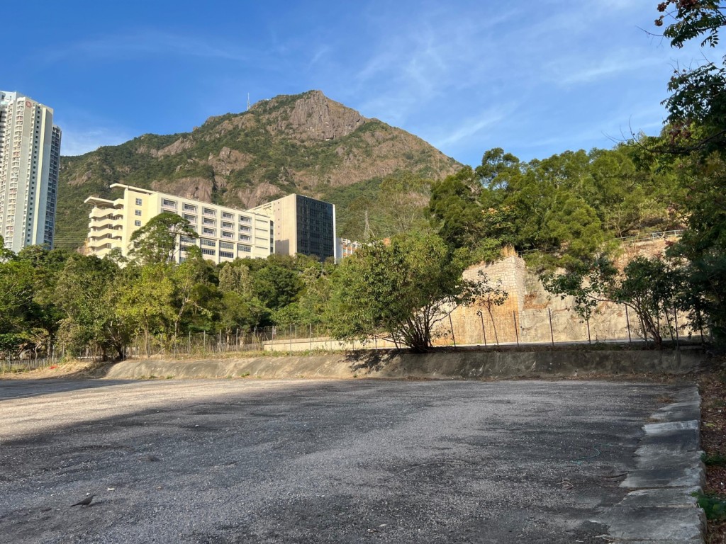 Photo from Sino Land.