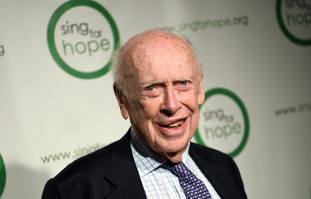 Photo by ANGELA WEISS / AFP  Dr. James Watson attends the Sing For Hope 10th Anniversary Gala on October 24, 2016 in New York City.