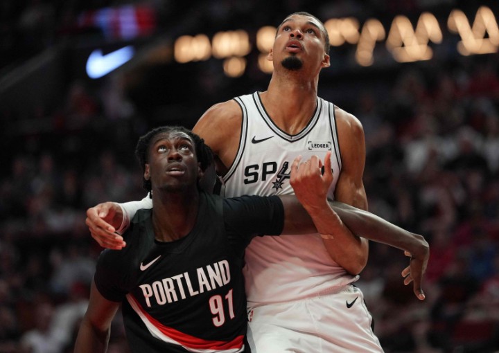 Victor Wembanyama holds down Sidy Cissoko. AFP