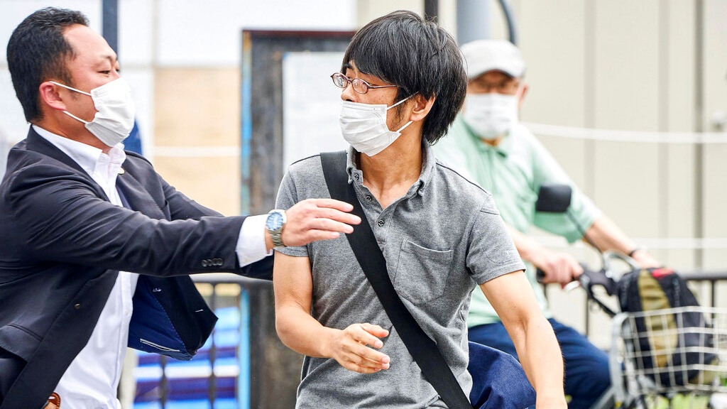 Tetsuya Yamagami was arrested at the scene of the shooting in July 2022 (Photo: AP)