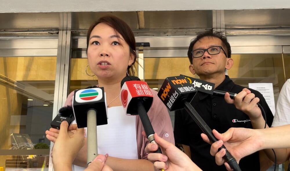 Leung Shuk-ling (left) and Chiu Ping-chuen (right). Leung Shuk-ling (left) and Chiu Ping-chuen (right).