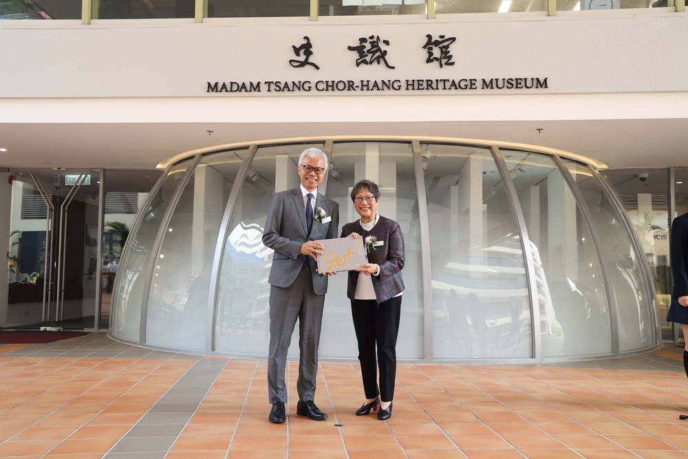 Photo of Dr Louis Ng and Dr Chan