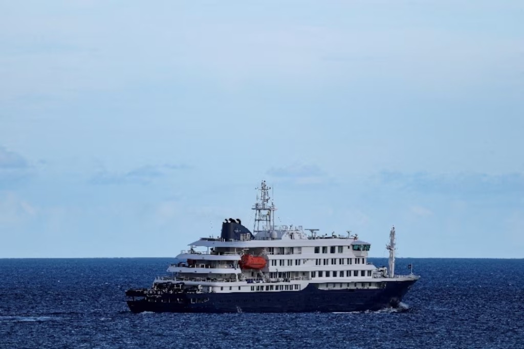 The cruise ship MV Hondius, affected by a hantavirus outbreak, leaves the port of Granadilla de Abona, in Tenerife, Spain, May 11, 2026. REUTERS/Hannah McKay/File Photo