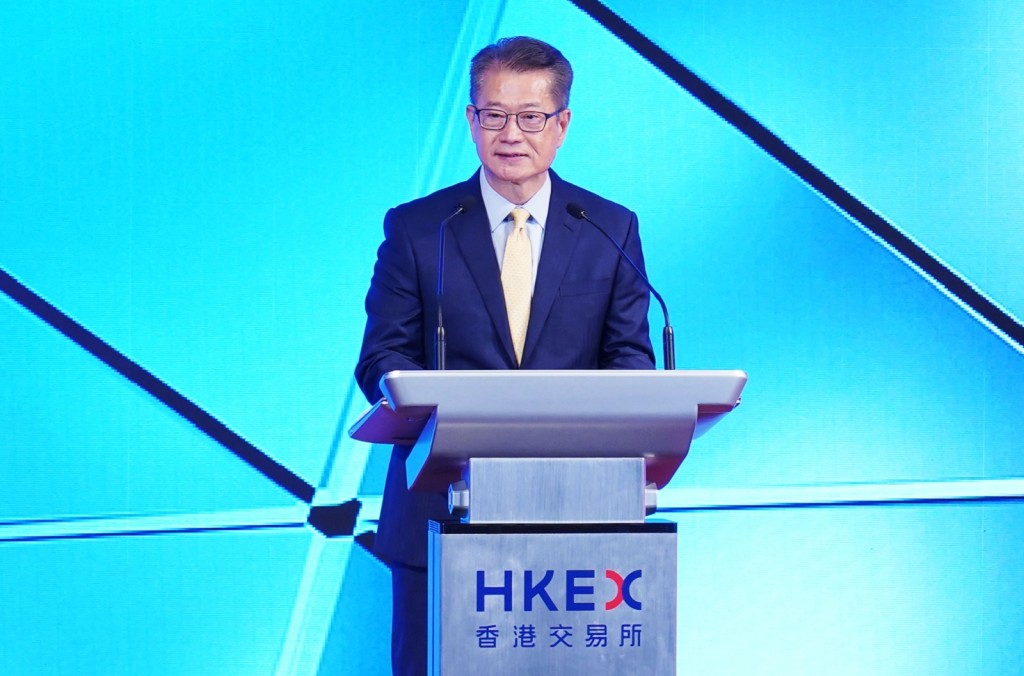 Geopolitical tensions and rising unilateralism have driven global investors to seek more diversified asset allocation, said Paul Chan. SING TAO