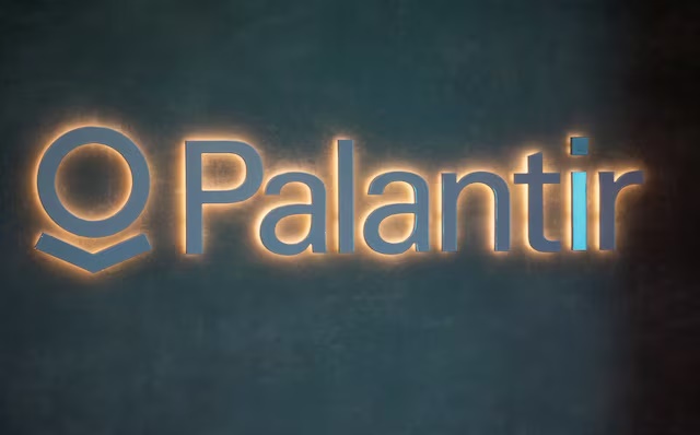 The logo of U.S. software company Palantir Technologies is seen in Davos, Switzerland, May 22, 2022. Picture taken May 22, 2022. REUTERS/Arnd Wiegmann