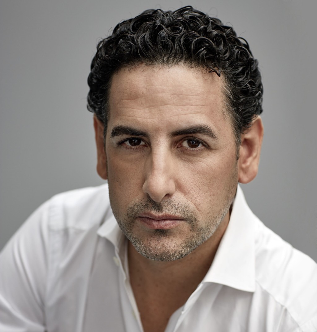 One of opera’s most charismatic stars, Juan Diego Flórez makes his Hong Kong debut on October 22, 2026. In the concert, he performs arias by Rossini, Donizetti, Massenet, Verdi, among others.