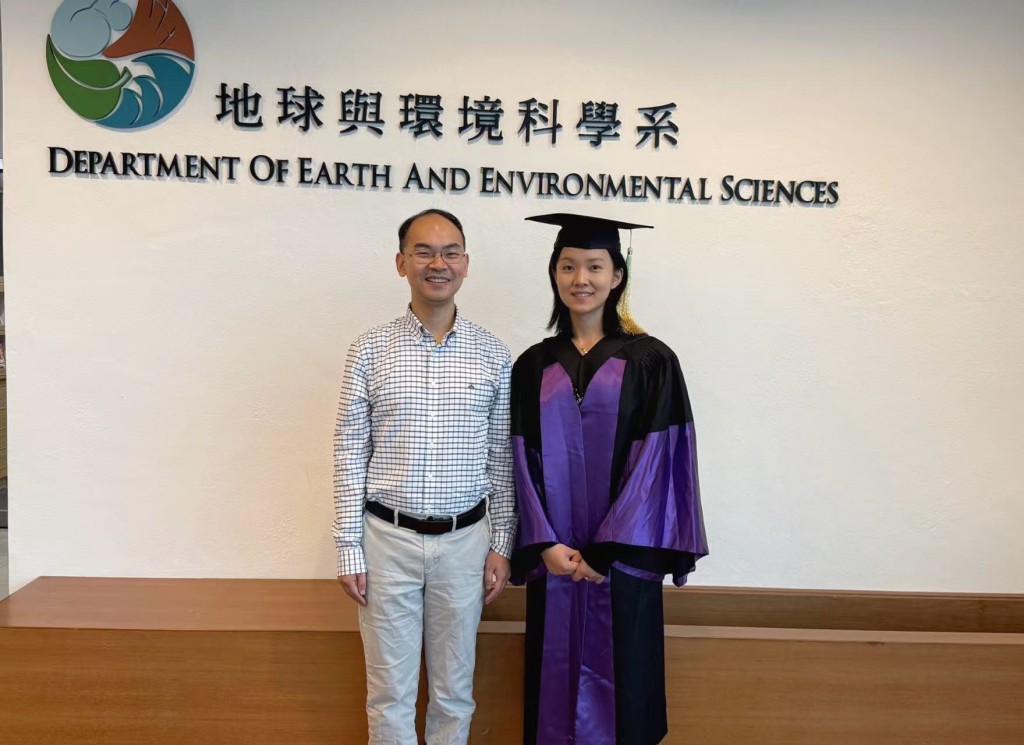 Liu Lin (left) and Summer Xia  Zhuoxuan (CUHK)