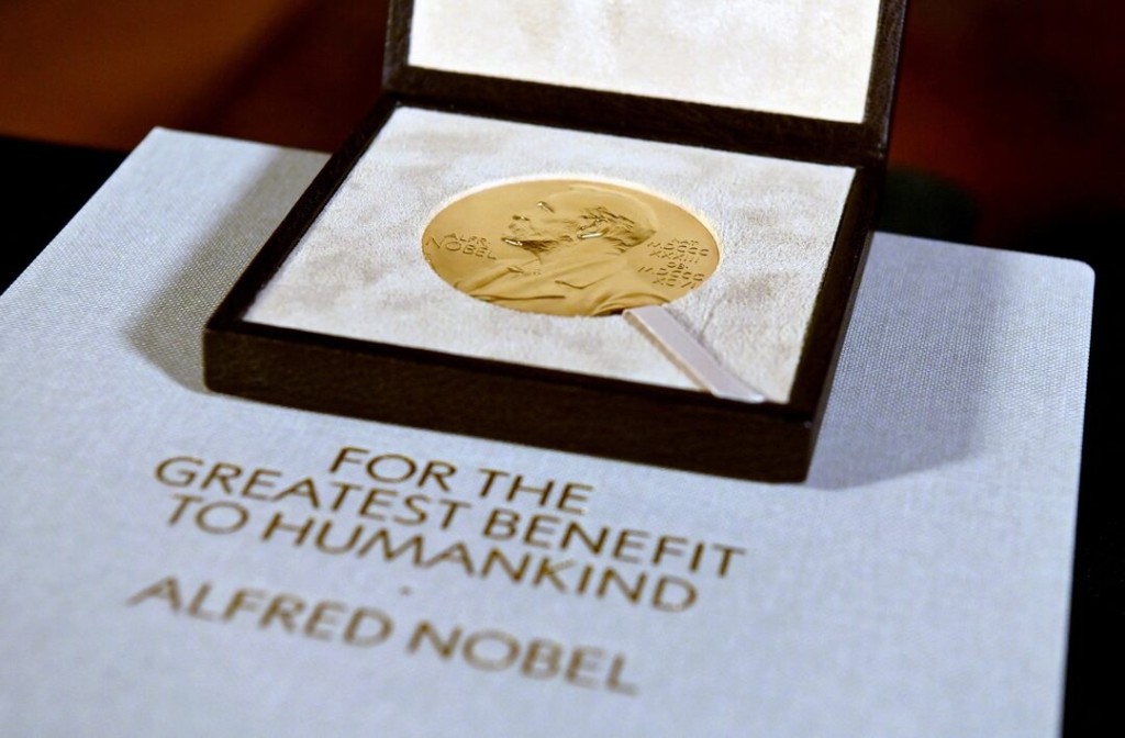  The Nobel Prize medal, presented to Charles M. Rice in Physiology or Medicine, is seen after Swedish Consul General Annika Rembe presented it to him at her residence in New York City, U.S. December 8, 2020. Angela Weiss/Pool via REUTERS/File Photo