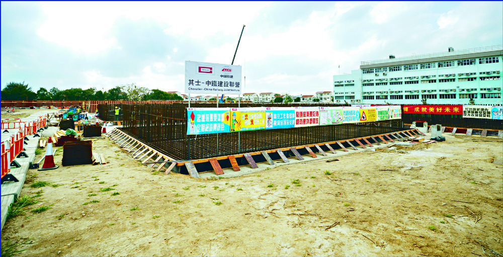 The light public housing project at Yuen Long Yau Pok Road is expected to provide 2,100 units, according to Winnie Ho. SING TAO The light public housing project at Yuen Long Yau Pok Road is expected to provide 2,100 units, according to Winnie Ho. SING TAO