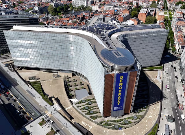 A drone view shows the European Commission headquarters known as the Berlaymont building in Brussels, Belgium April 29, 2026. REUTERS/Yves Herman