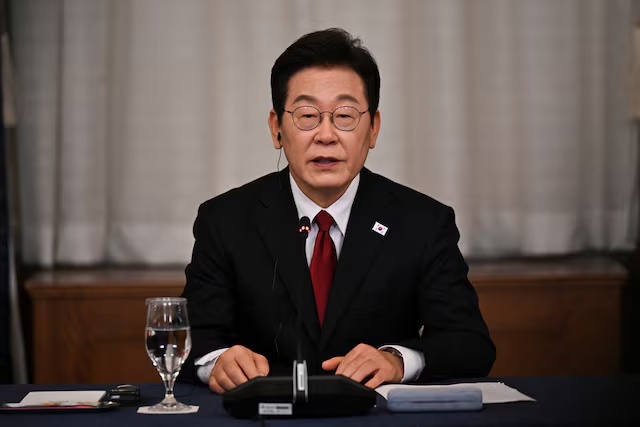 FLE PHOTO: South Korean President Lee Jae Myung speaks during a South Korea-U.S. business roundtable at The Willard Hotel in Washington, D.C., U.S., August 25, 2025. REUTERS/Annabelle Gordon/ File Photo 