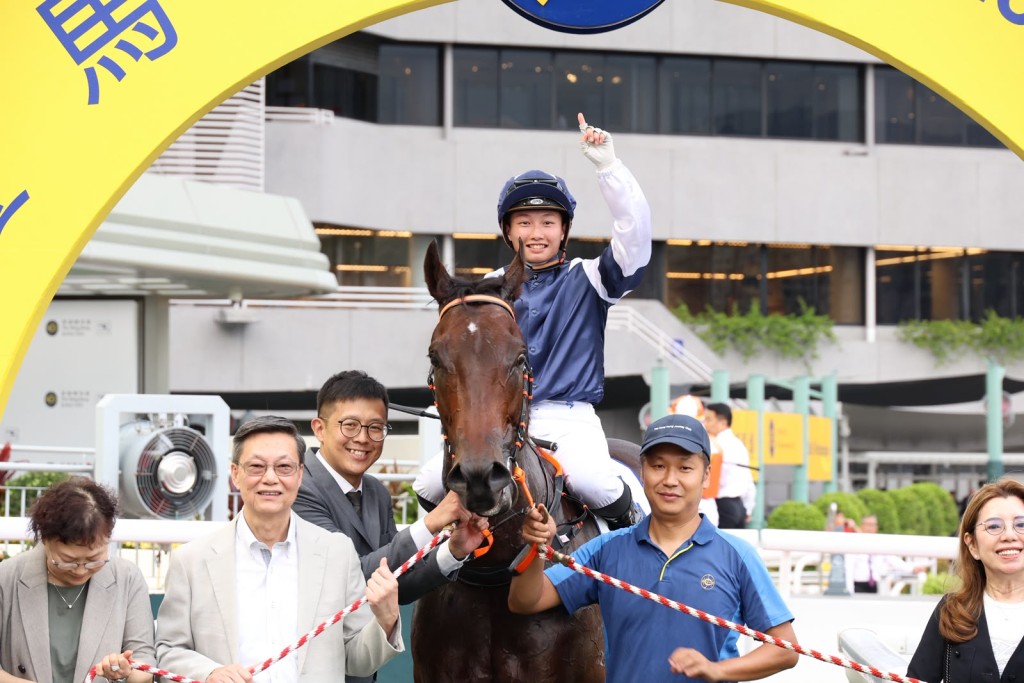 Nichola Yuen was successful aboard Me Tsui-trained Lucy In The Sky. Photo Singa Tao Nichola Yuen was successful aboard Me Tsui-trained Lucy In The Sky. Photo Singa Tao
