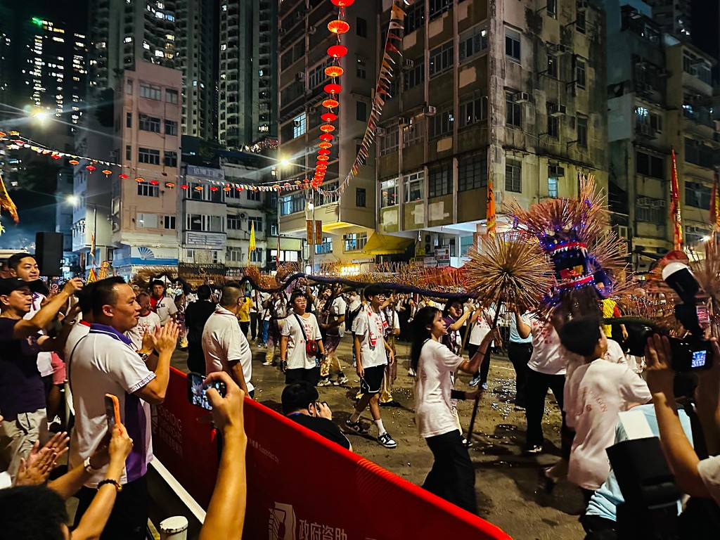  Hong Kong police have incorporated national security education into the iconic Tai Hang Fire Dragon Dance