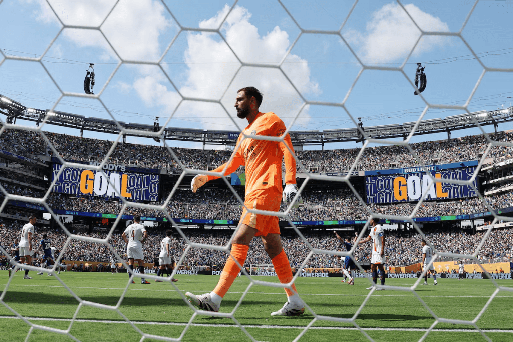 Jul 13, 2025; East Rutherford, New Jersey, USA; Paris Saint-Germain goalkeeper Gianluigi Donnarumma (1) reacts during the final of the 2025 FIFA Club World Cup at MetLife Stadium. Mandatory Credit: Vincent Carchietta-Imagn Images/File Photo