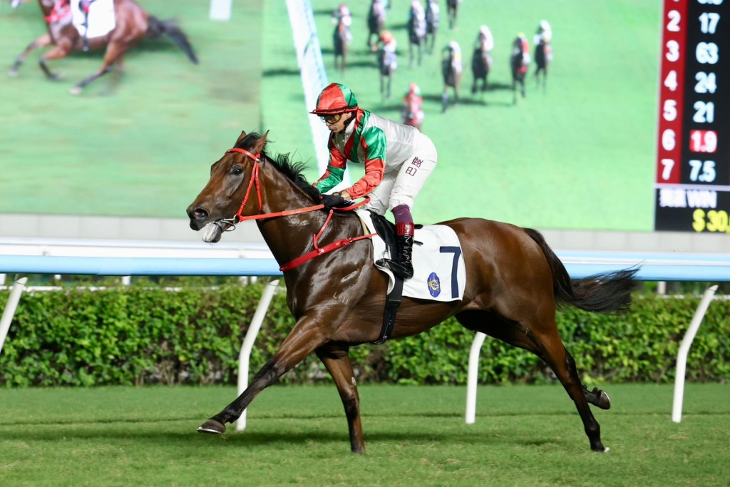 Solid State cruises to an easy victory on debut in Hong Kong. Singa Tao