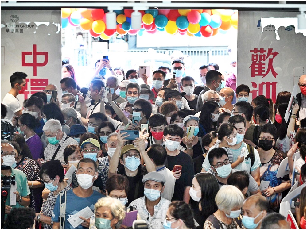 Citizens rush into the 82-year-old Central Market as it soft opens this afternoon. Citizens rush into the 82-year-old Central Market as it soft opens this afternoon.